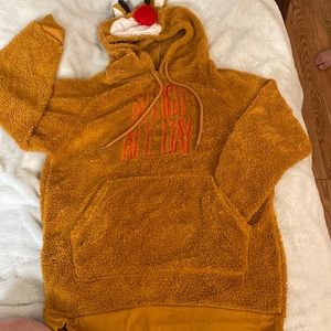 Reindeer pullover soft & plush